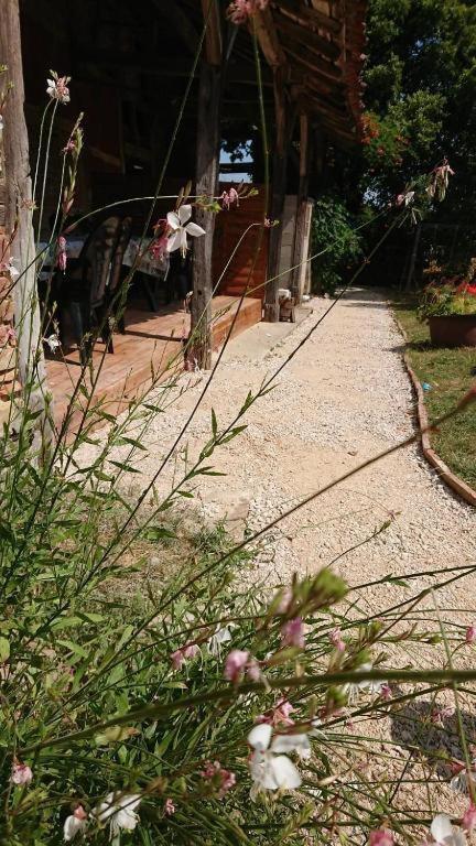 อา ลา ปูลาร์ด Villa Curciat-Dongalon ห้อง รูปภาพ